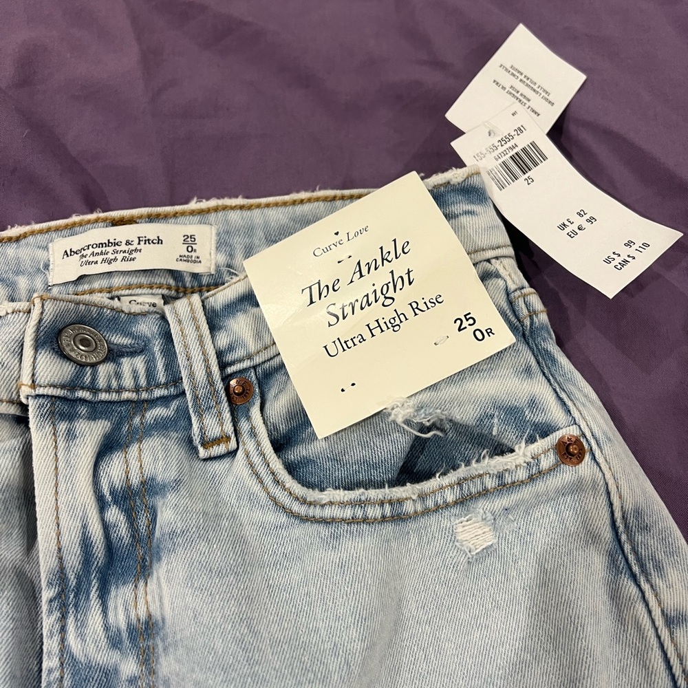 A & F CURVE LOVE jeans